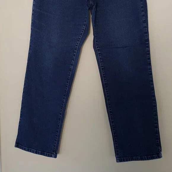 EUC women's Talbots Simply Flattering 5-pocket straight jeans 12P - Picture 4 of 13